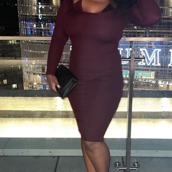 Bra Top Shaped Neck MIDI Dress - Picture 5 of 6